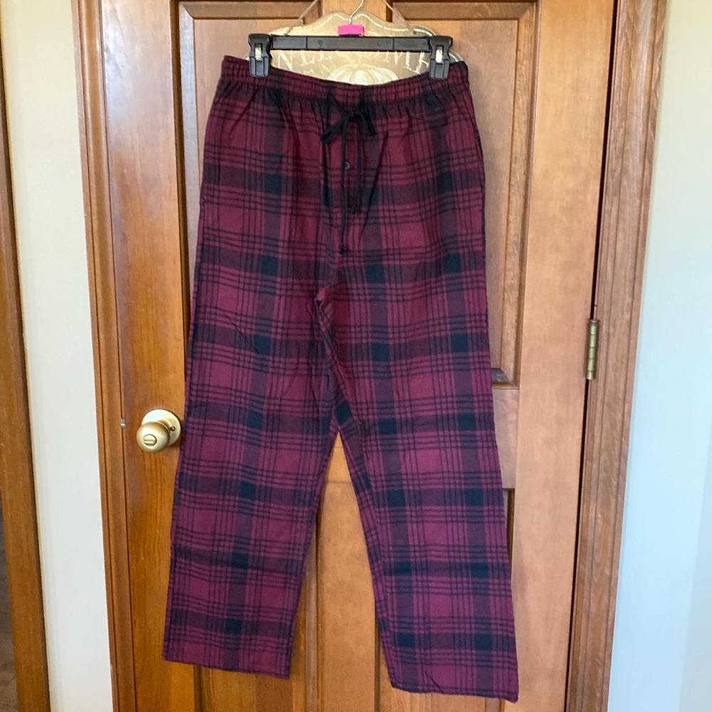 Men’s pajama bottoms
